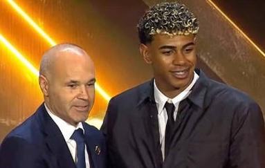 广东队训练！胡明轩苦练三分球